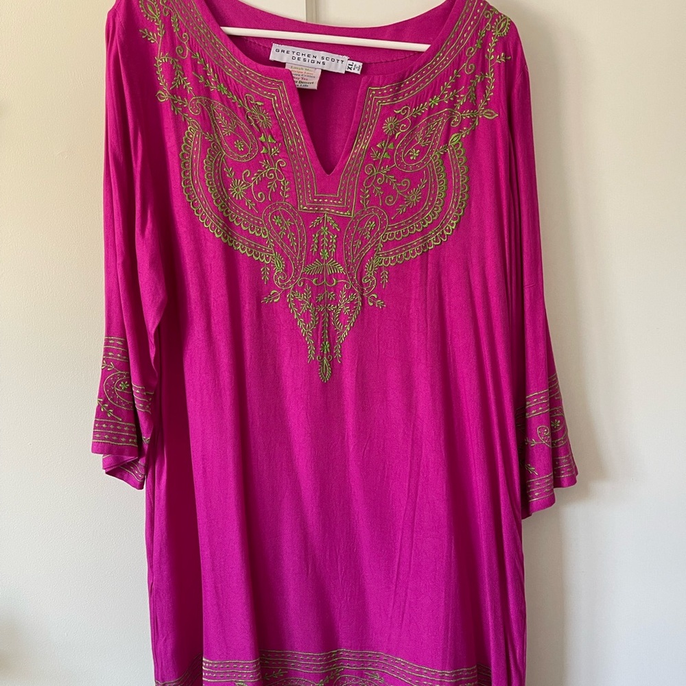 Colorful Gretchen Scott Tunic with pockets. Size XL. 100%Rayon Pashmina.